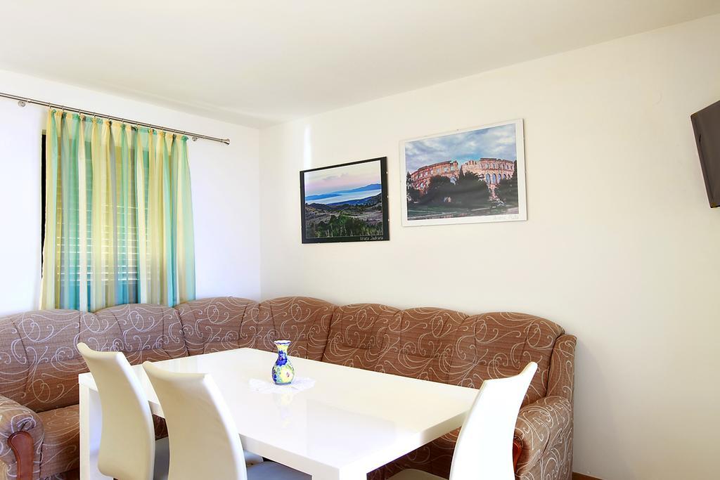Apartments Stanic Равни Номер фото